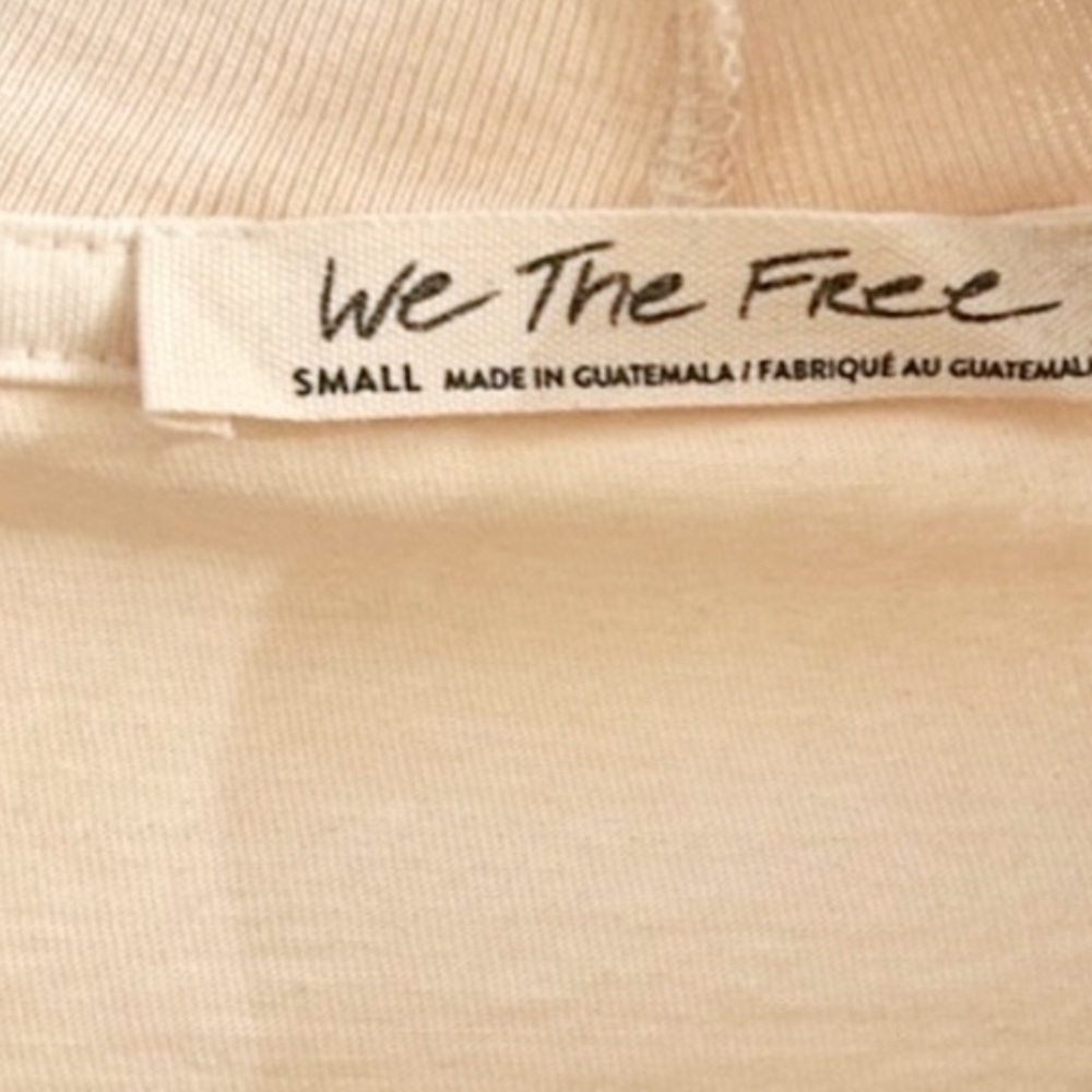 Free People ๐ Quarter Sleeve Crew Neck Tee ๐MUST BUNDLE๐ - Picture 3 of 3